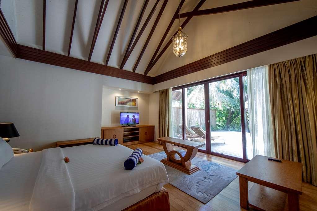 Furaveri Island Resort And Spa Muravandhoo Habitación foto