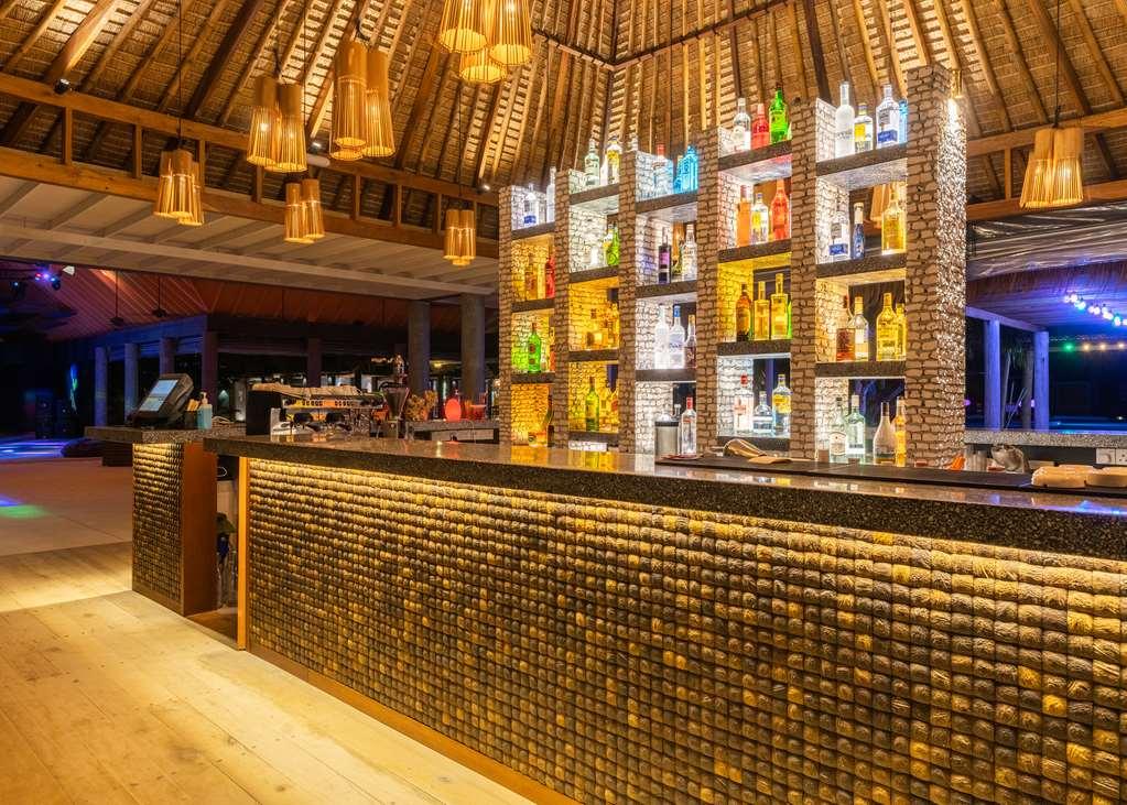 Furaveri Island Resort And Spa Muravandhoo Restaurante foto